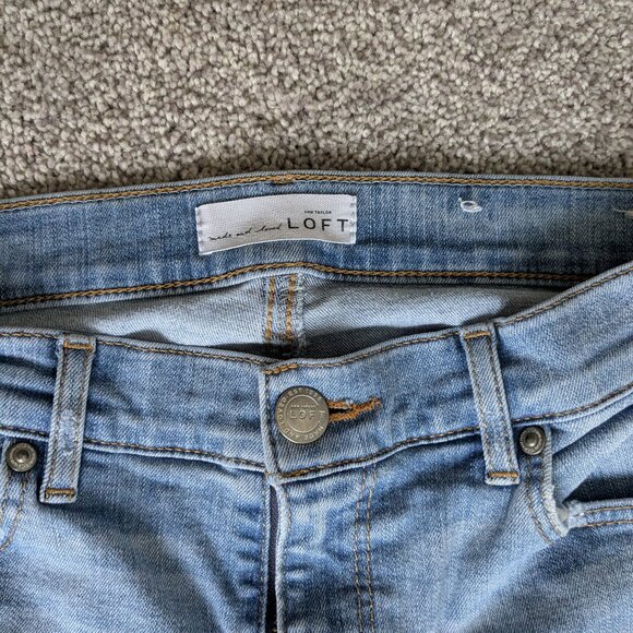 LOFT Sky Blue Cropped Jeans - Picture 5 of 10